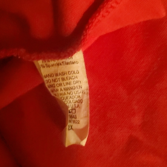 Off the Shoulder Red Dress Size 2x - Picture 5 of 5